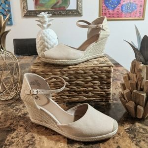 H&M nude/champagne espadrilles size 8.5